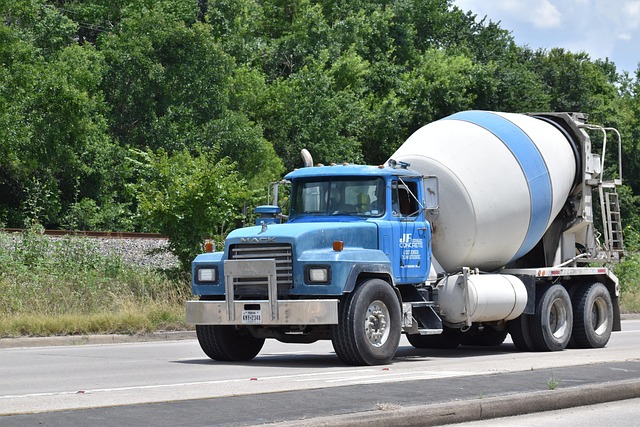 Concrete Sidewalk Installation in DeKalb