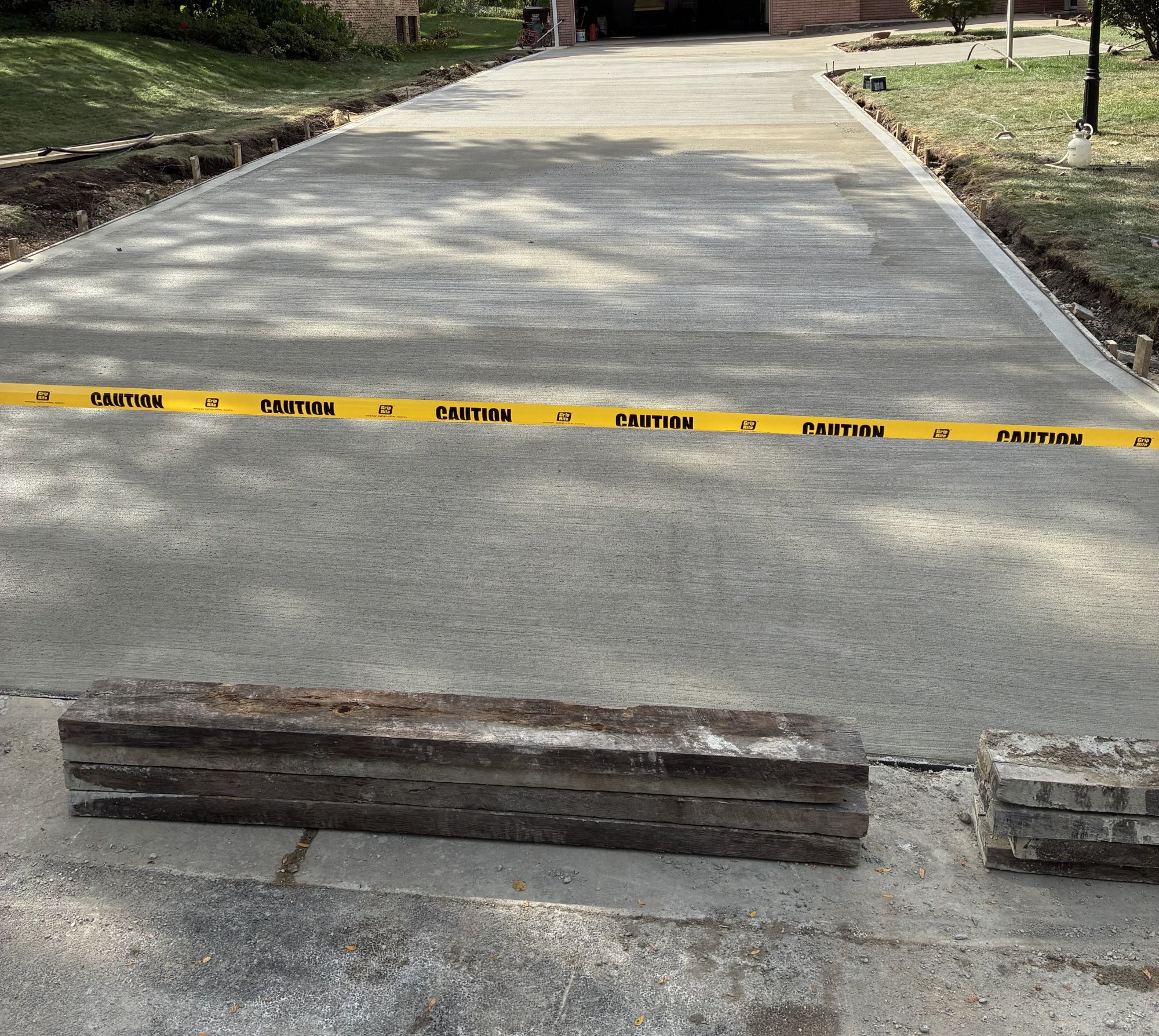 Detailed Driveway Replacement solution by Kimble's Crete for Rockford residents
